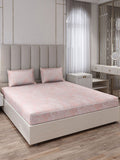 Monte Carlo Peach-Coloured & White Geometric 130 TC King Bedsheet Set-2.75 m x 2.75 m