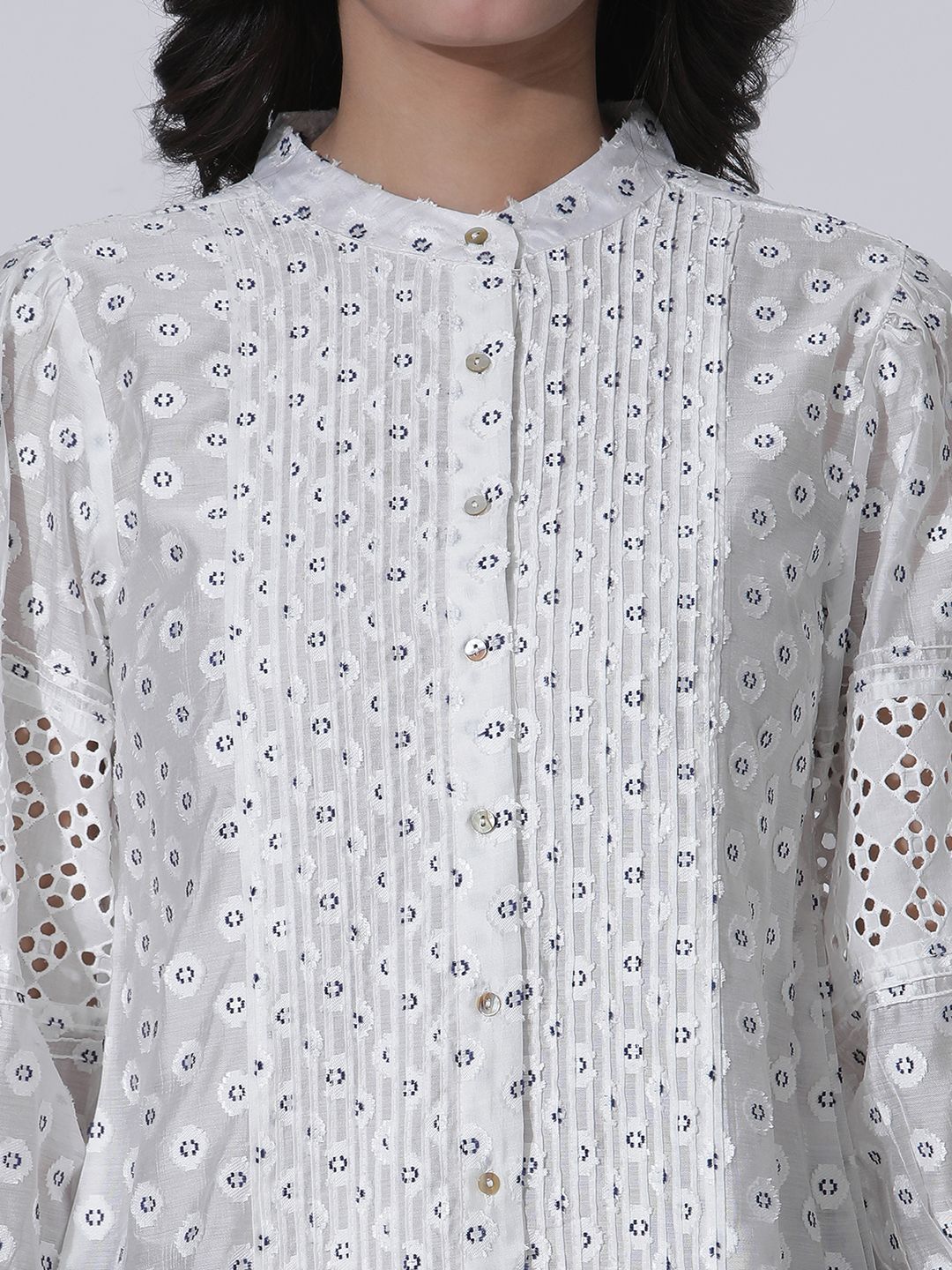 W Geometric Print Mandarin Collar Puff Sleeve Shirt Style Top