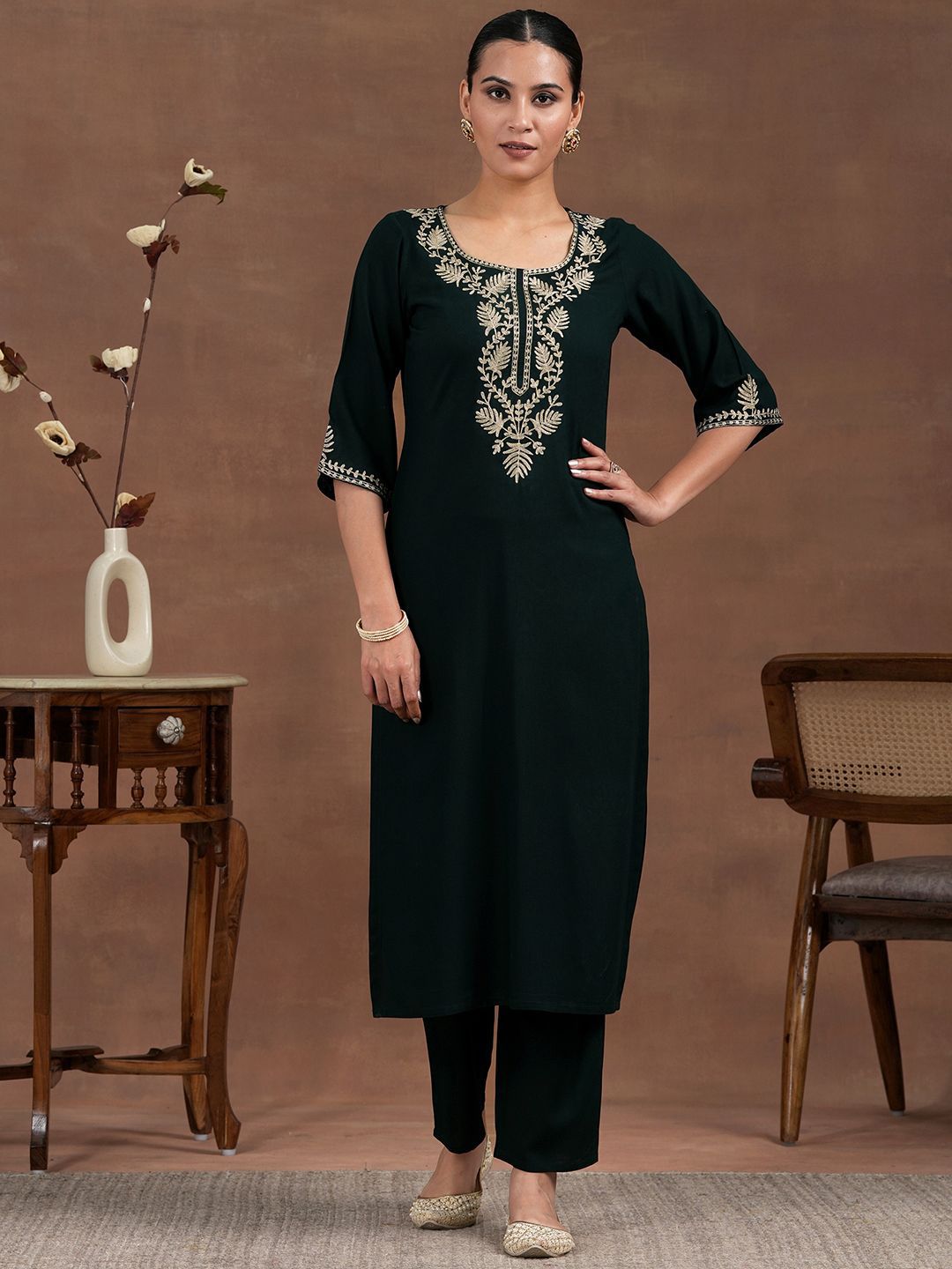 Libas Floral Embroidered Yoke Design Zari Straight Kurta with Trousers
