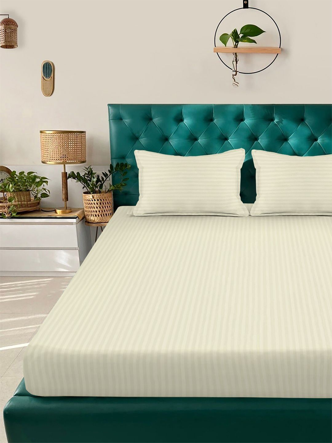KLOTTHE Warna Krim Belang 300TC Double King Halus Cadar Dengan 2 Sarung Bantal