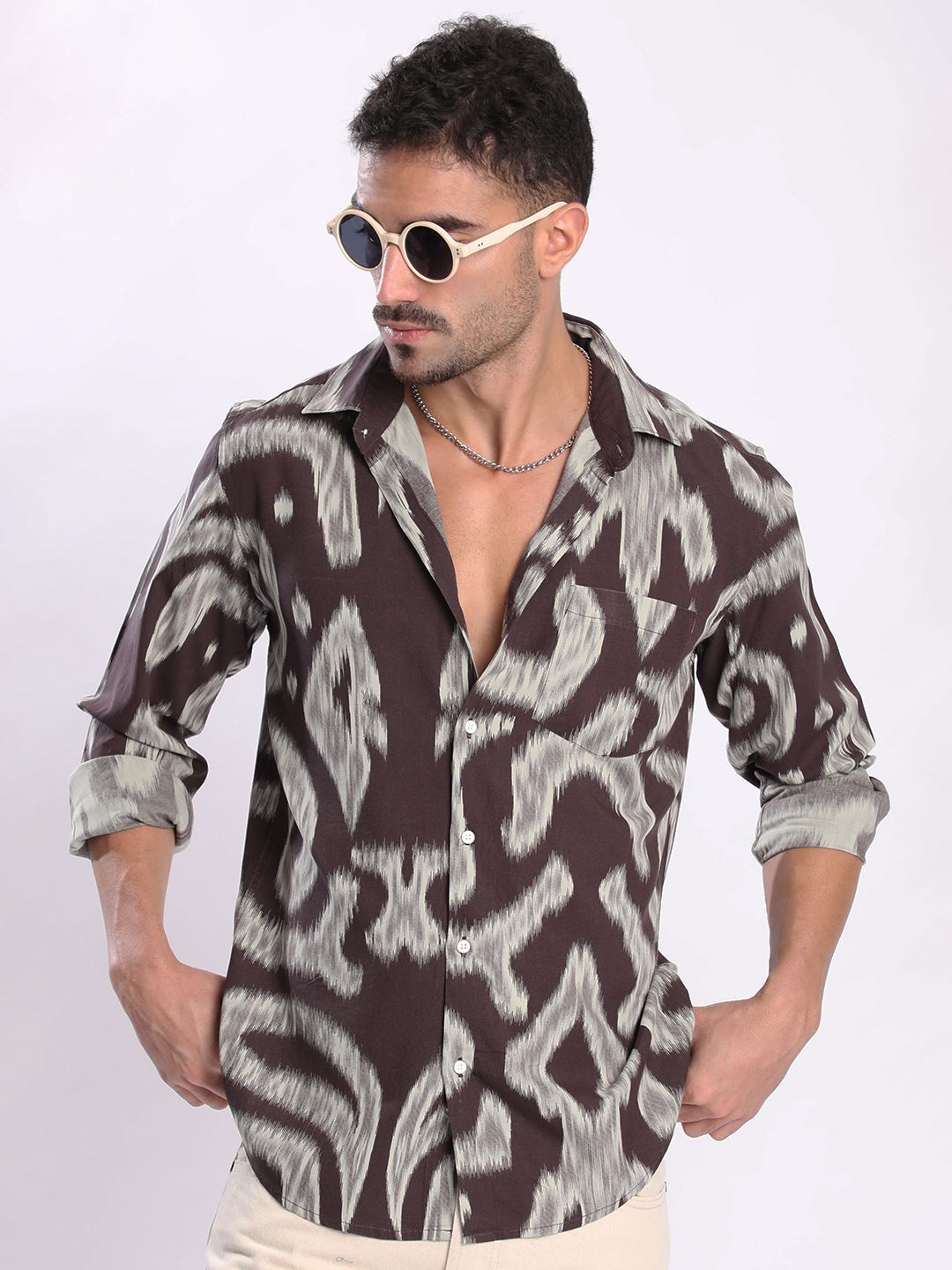Bene Kleed Men Slim Fit Abstract Printed Spread Collar Casual Shirt