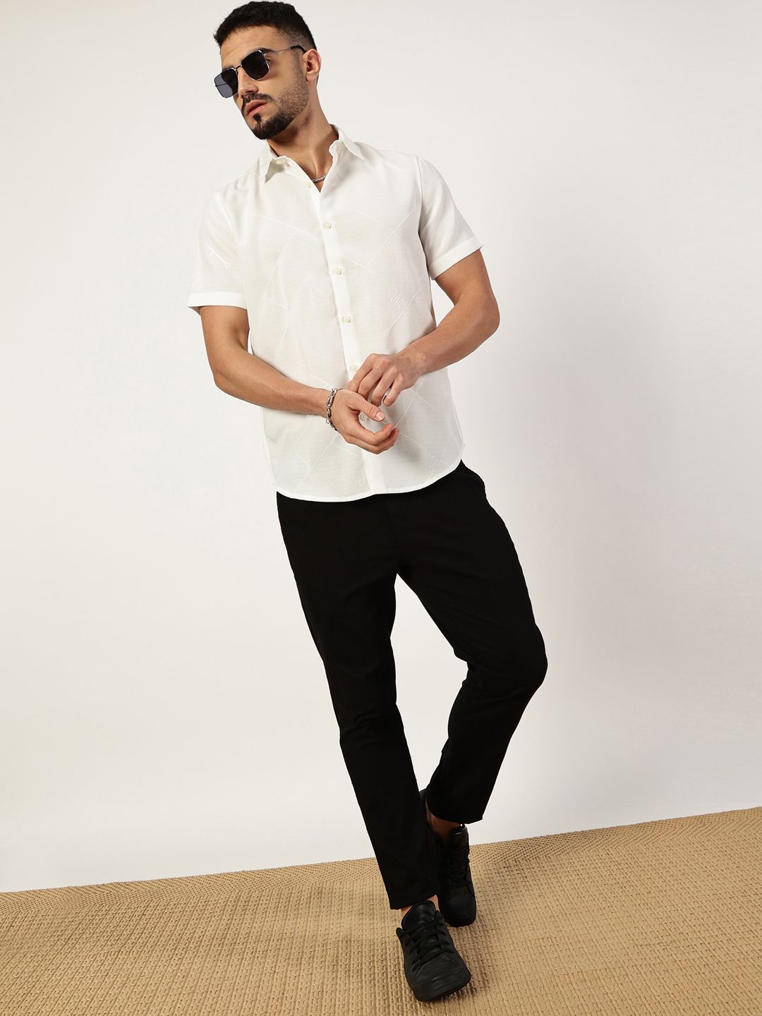 Thomas Scott Men Premium Spread Collar Textured Slim Fit Casual Shirt