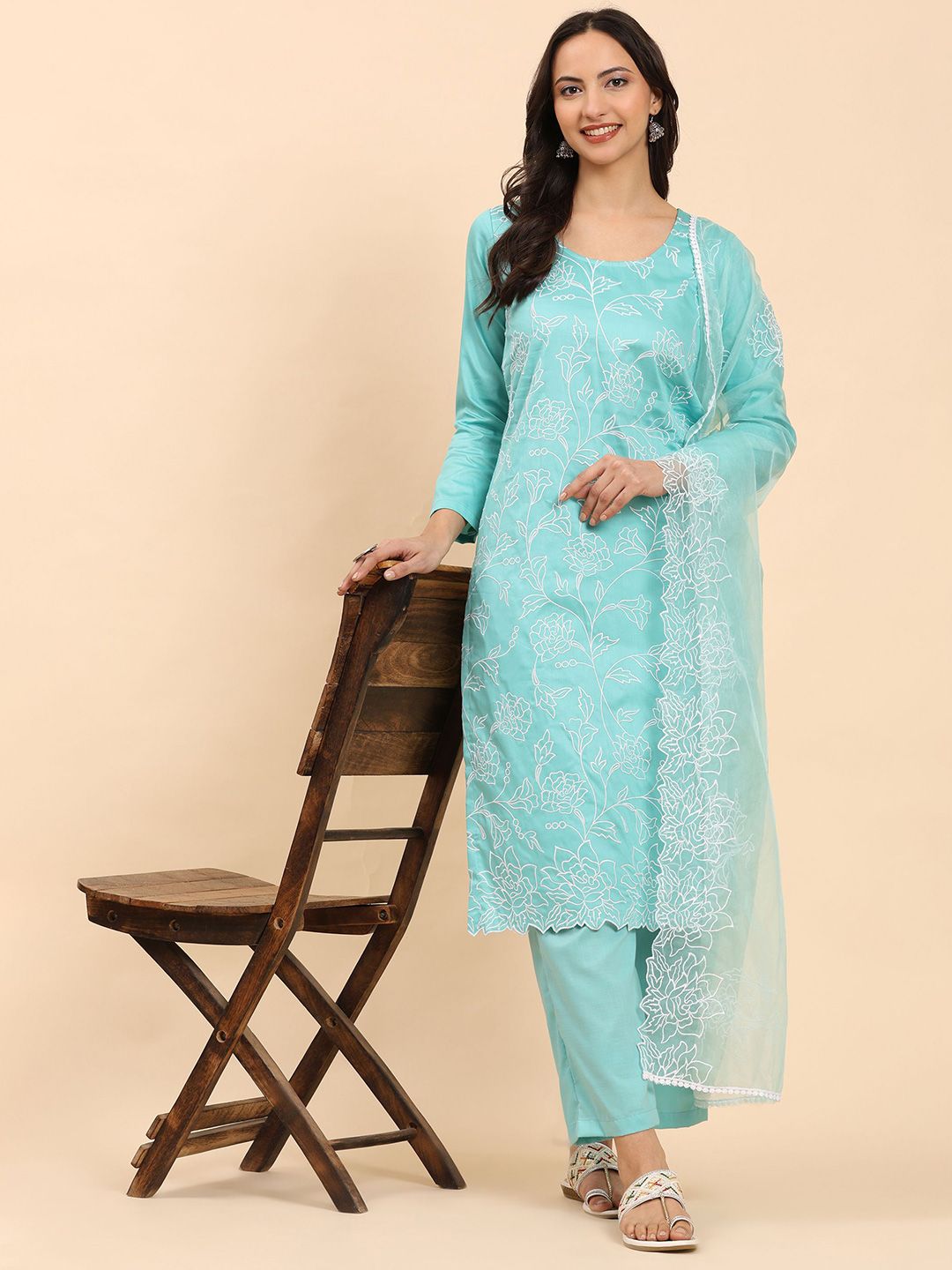 Mamicha Women Embroidered Regular Thread Work Pure Cotton Kurta with Palazzos & With Dupatta