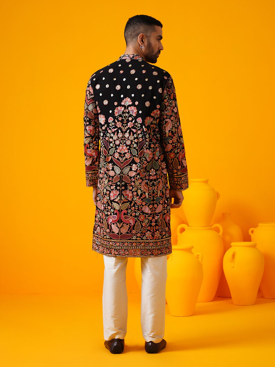 SOJANYA LUXE Kolar Mandarin Sulam Bunga Georgette Kurta Lurus Dengan Seluar