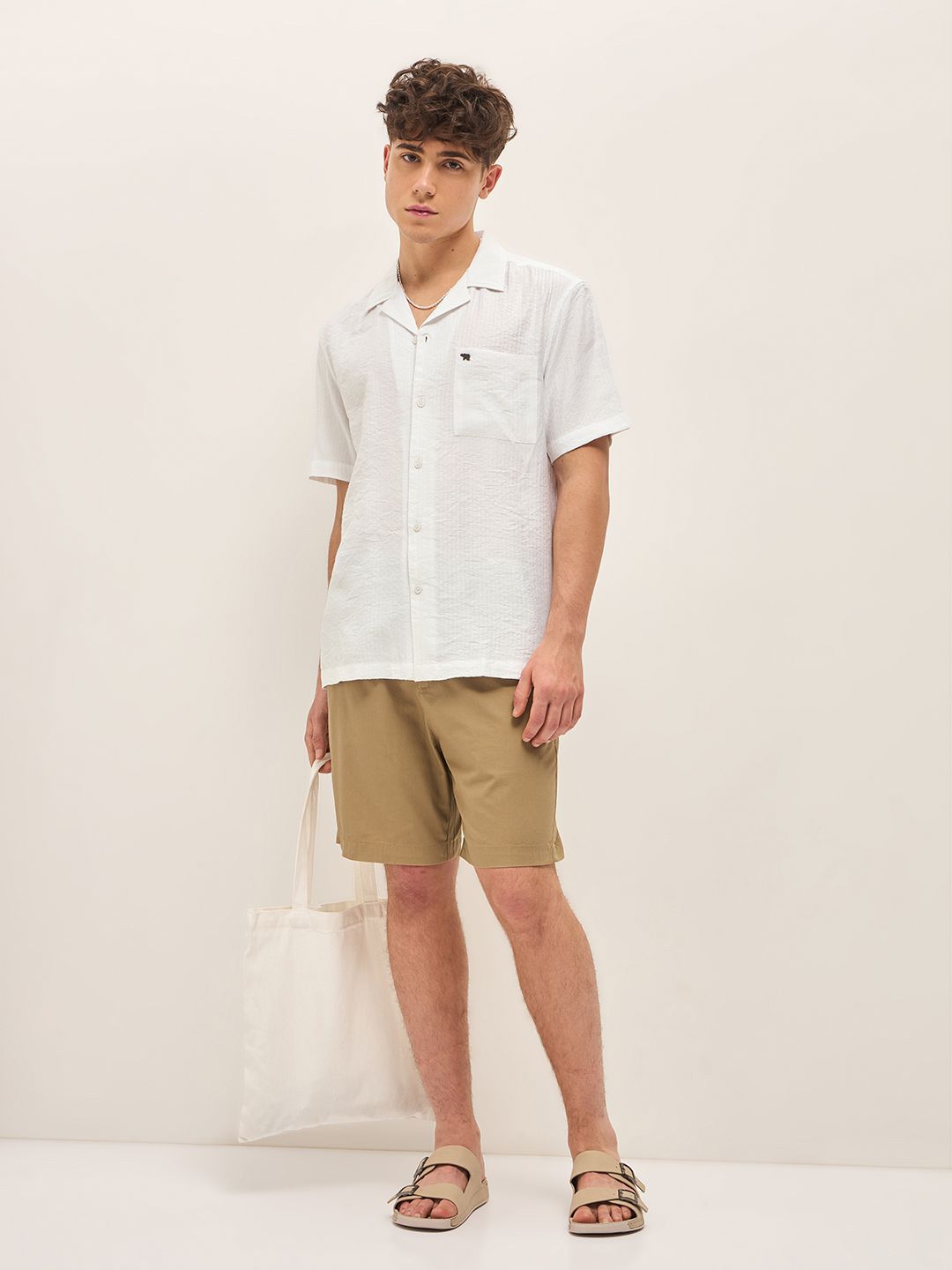 THE BEAR HOUSE Men Cuban Collar Solid Nylon Casual Shirt
