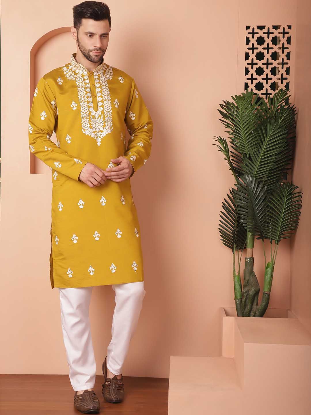 Jompers Floral Embroidered Regular Straight Kurta With Pyjamas