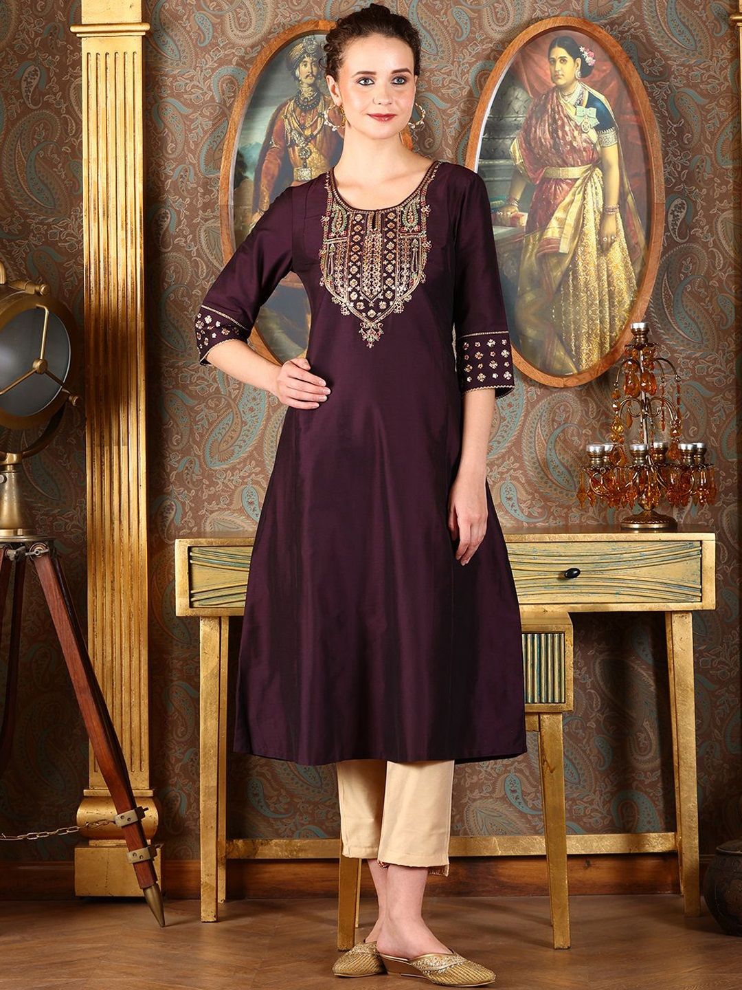 W Women Ethnic Motifs Embroidered Flared Sleeves Kurta