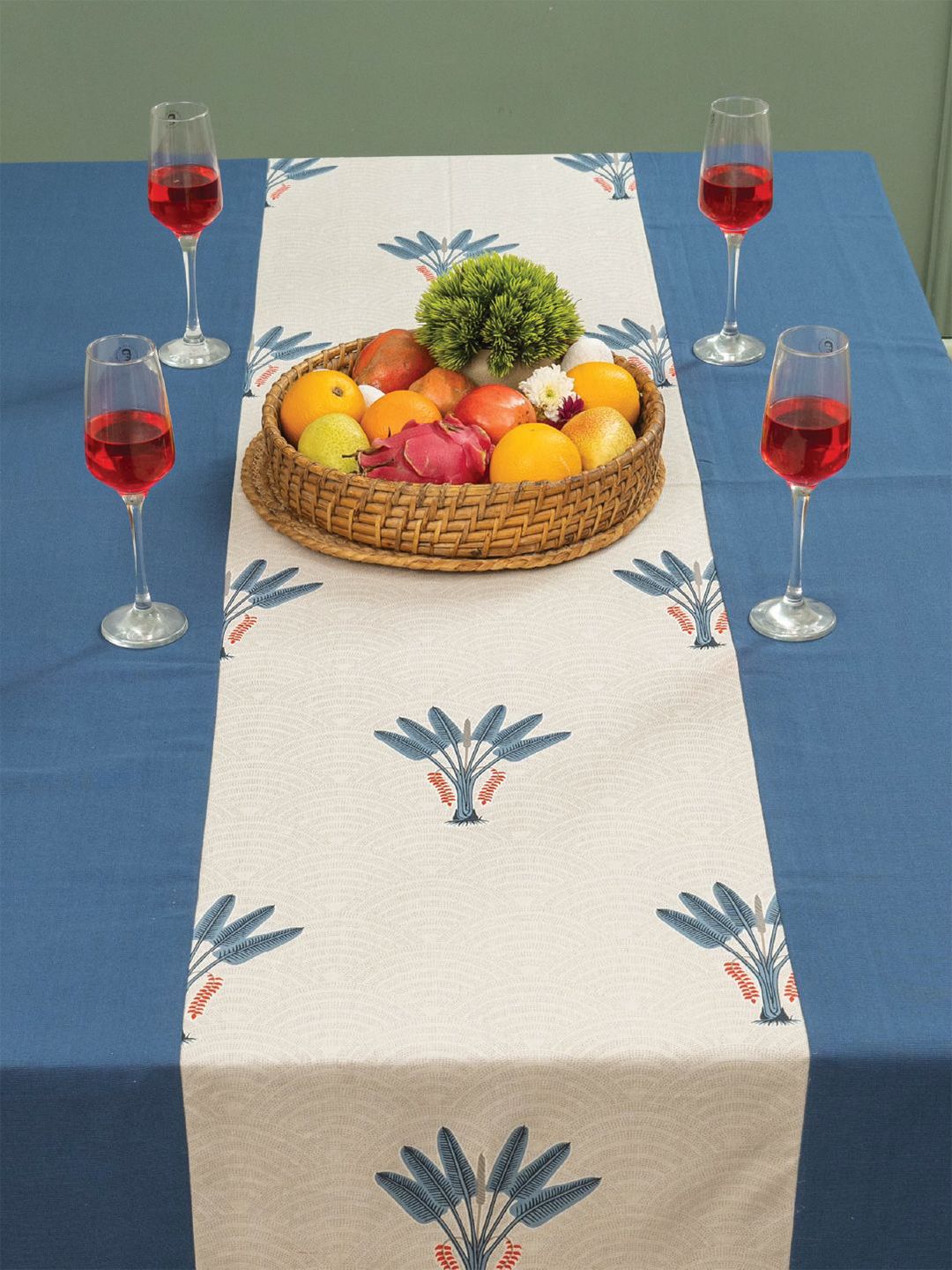 URBAN SPACE Blue & White Floral Anti-Slip Cotton 6-Seater Table Cover