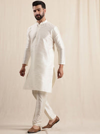Anouk Mandarin Collar Straight Kurta With Pyjamas