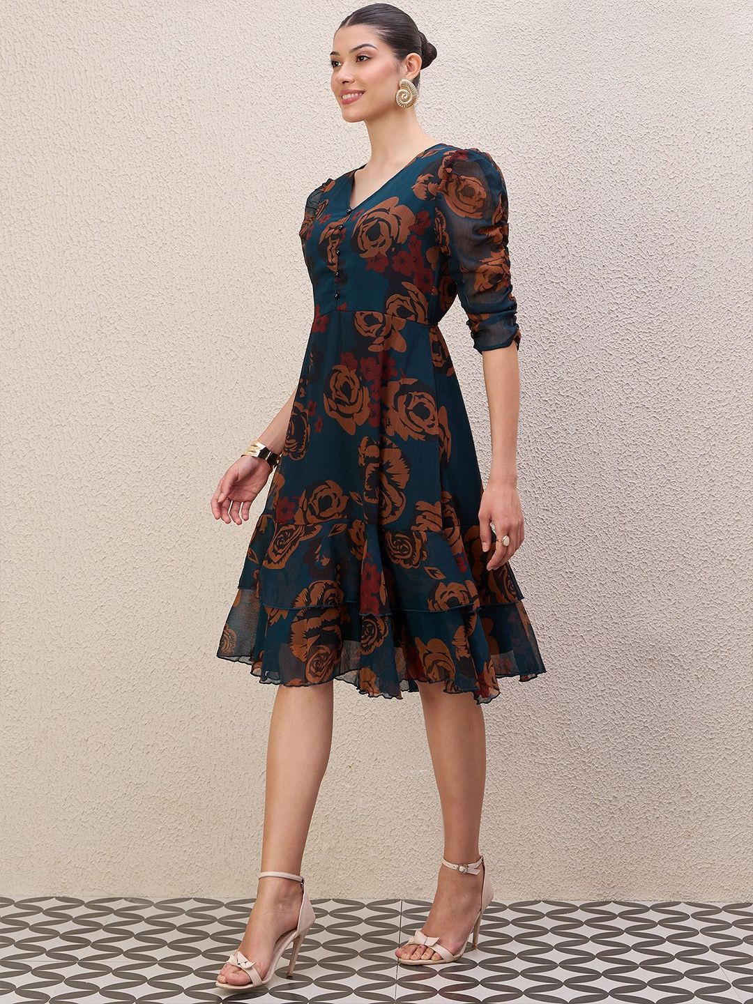 Antheaa Women Ethnic Motifs Print Puff Sleeve Gathered or Pleated A-Line Knee Length Dress