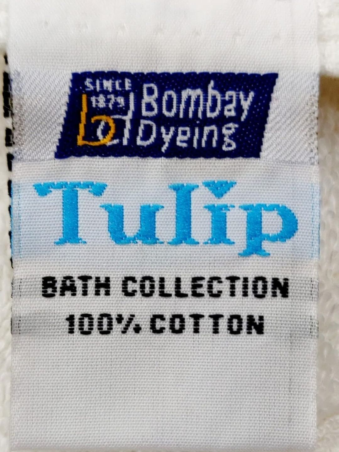 BOMBAY DYEING Tulip Beige Pure Cotton 450 GSM Bath Towel