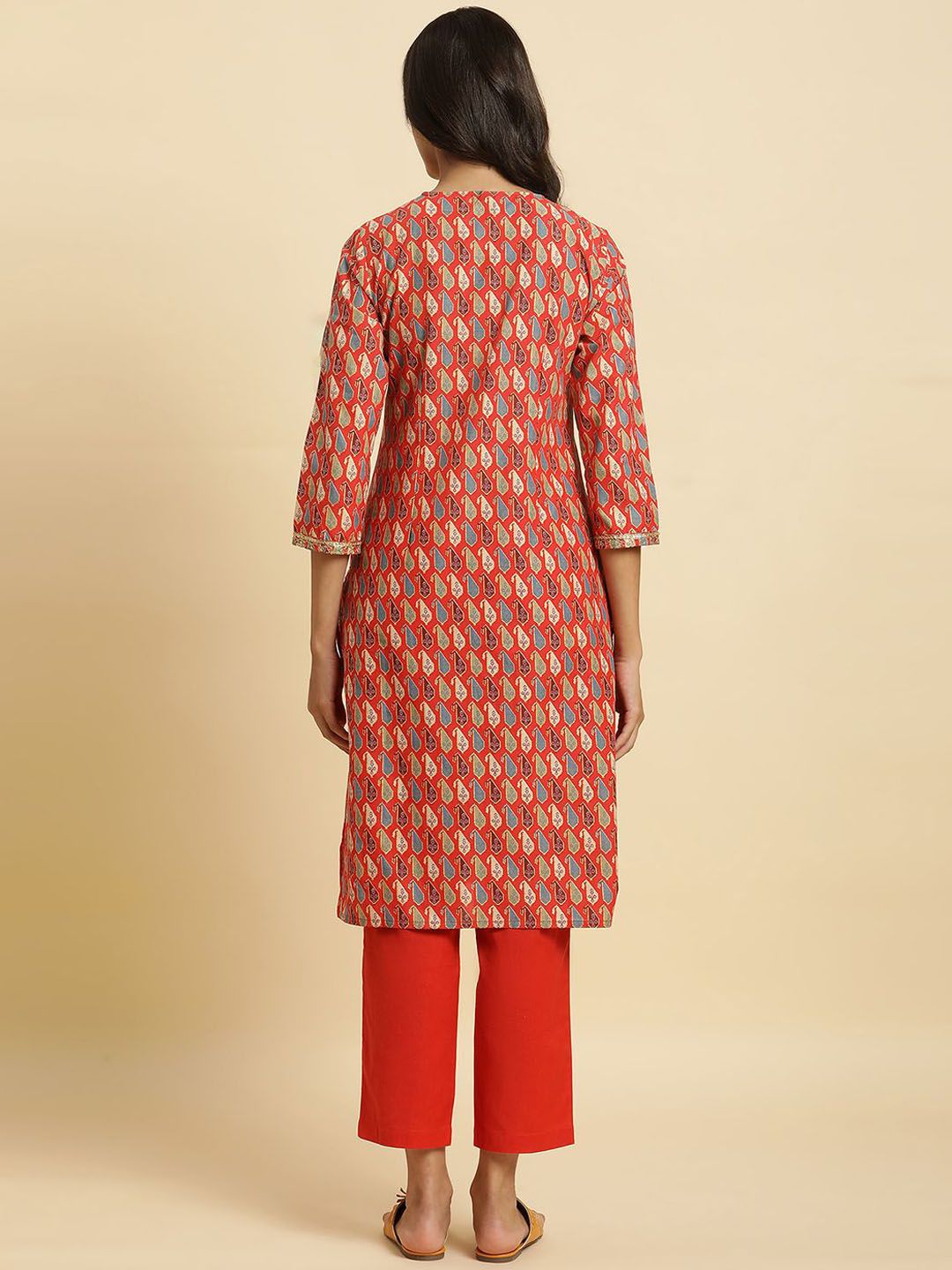 W Ethnic Motifs Printed Keyhole Neck Sequinned Straight Kurta