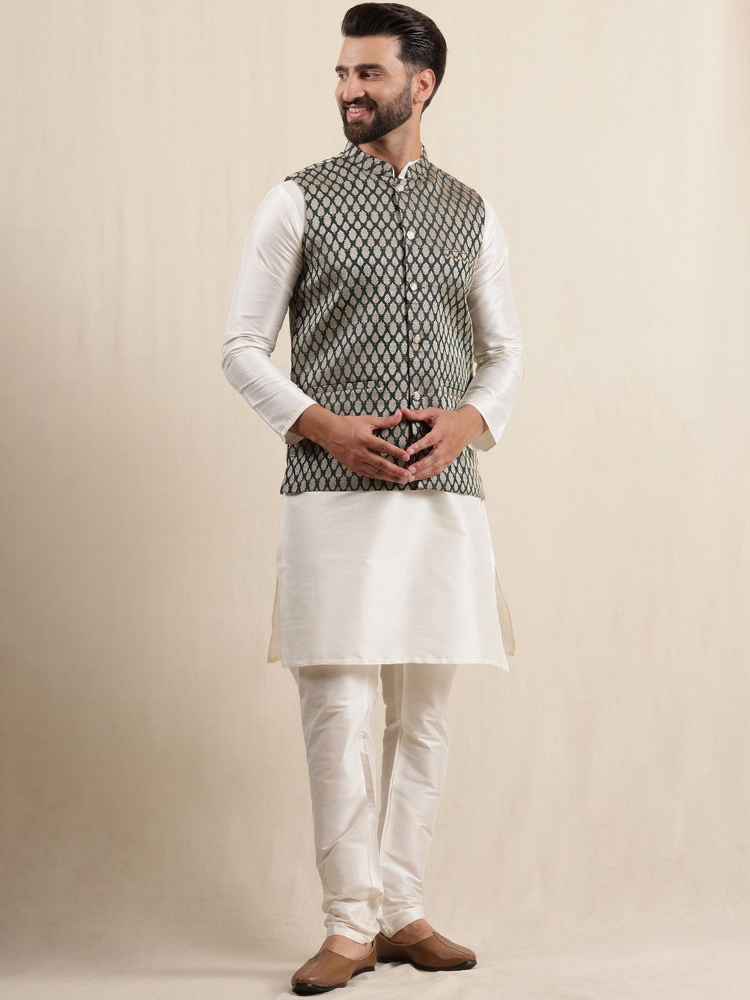 Anouk Men's Silk Blend Cream Kurta Pyjama With Woven Design Green Nehru Jacket