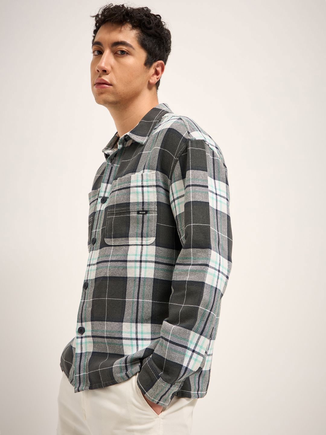 THE BEAR HOUSE Men Spread Collar Checked Cotton Relaxed Fit Casual Shirt