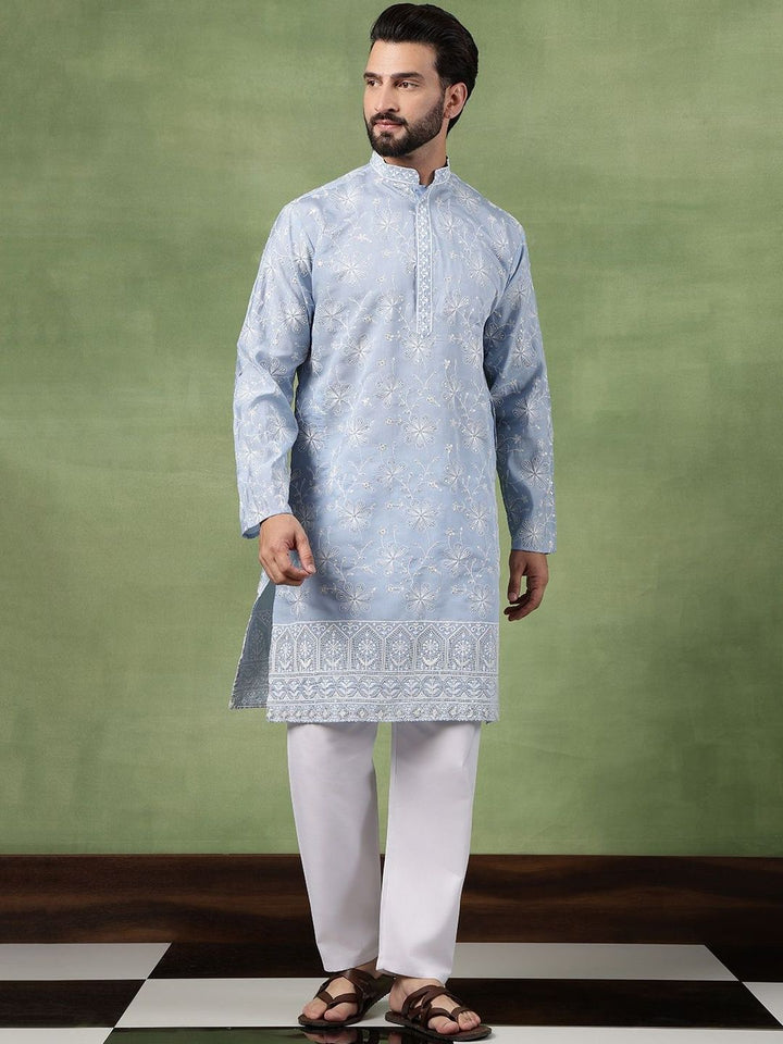 SOJANYA Men Floral Embroidered Thread Work Kurta