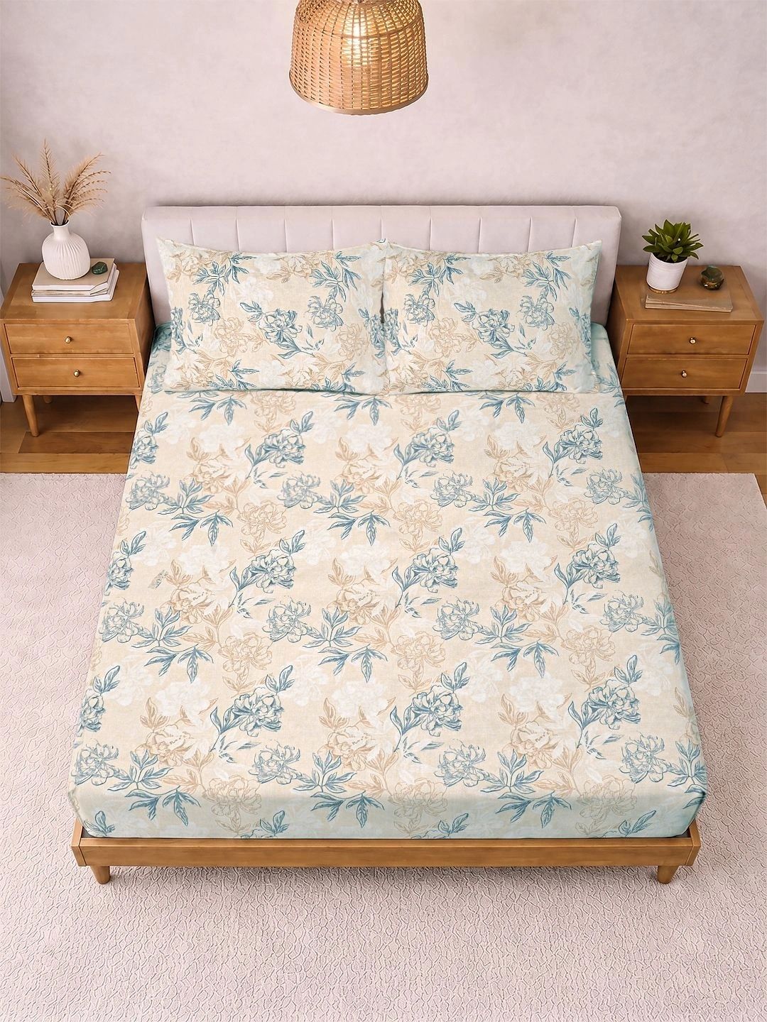 KLOTTHE Cream-Coloured & Blue Floral 300 TC King Bedsheet with 2 Pillow Covers