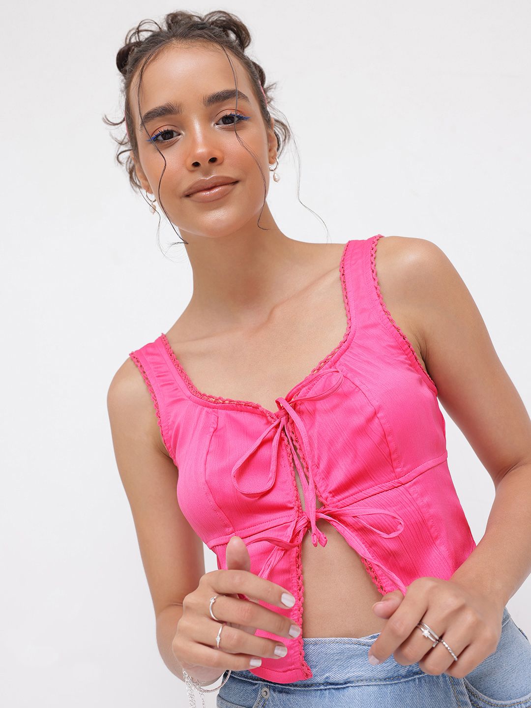 DressBerry Femme Chic Bow Front Top
