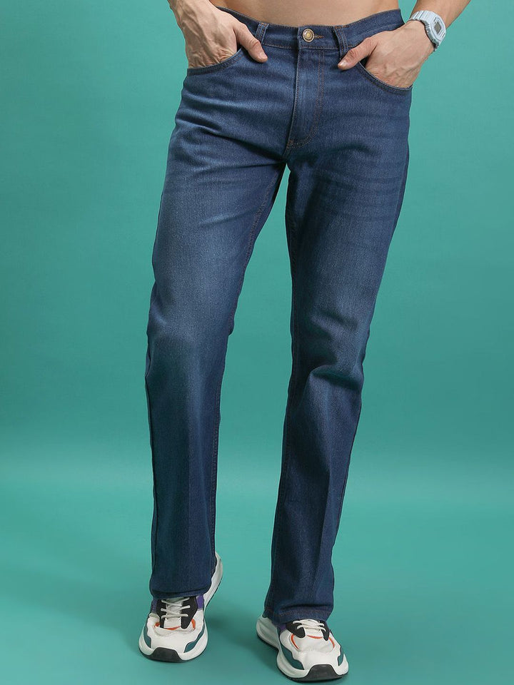 HIGHLANDER Men Straight Fit Mid-Rise Light Fade Stretchable Jeans