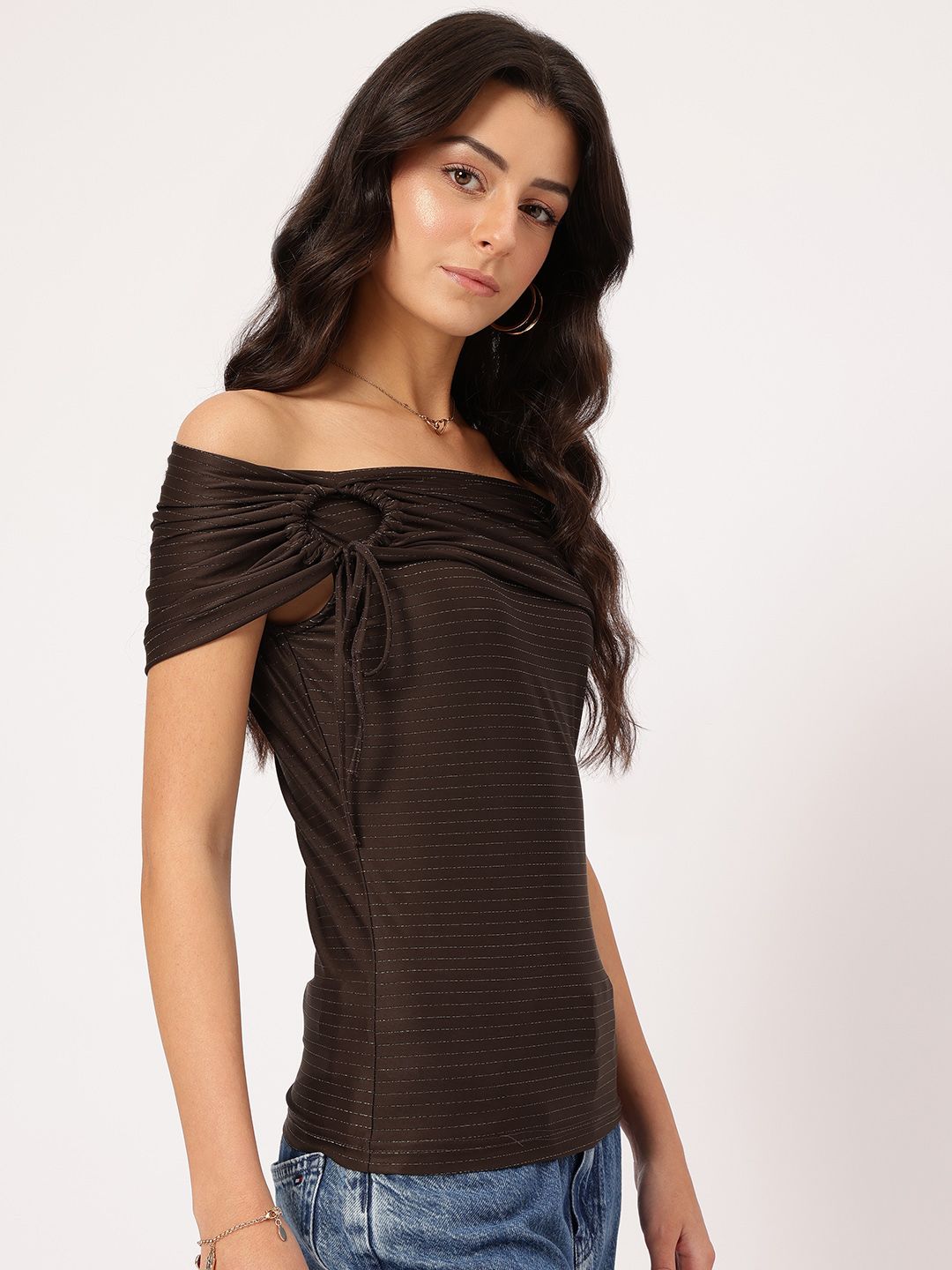 DressBerry Trendsetter Queen Off-Shoulder Striped Cut-Out Ring Detail Fitted Top