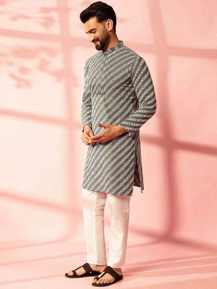 Anouk Men Embroidered Regular Sequinned Pure Cotton Kurta with Pyjamas