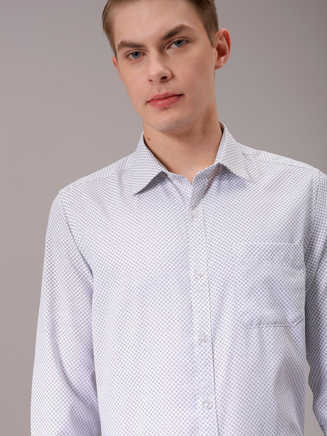The Indian Garage Co. X Luxe Men Cutaway Collar Micro Ditsy Printed Slim Fit Formal Shirt