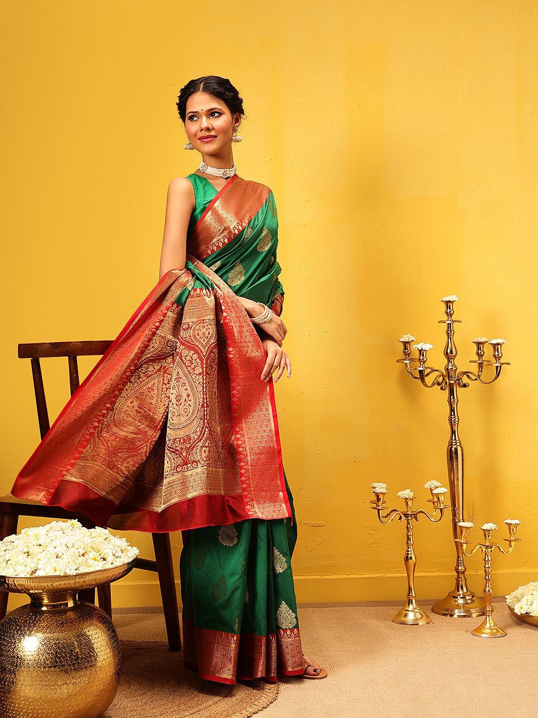 Silk Land  Banarasi Soft Silk Butti Design Saree with Contrast Border and Pallu