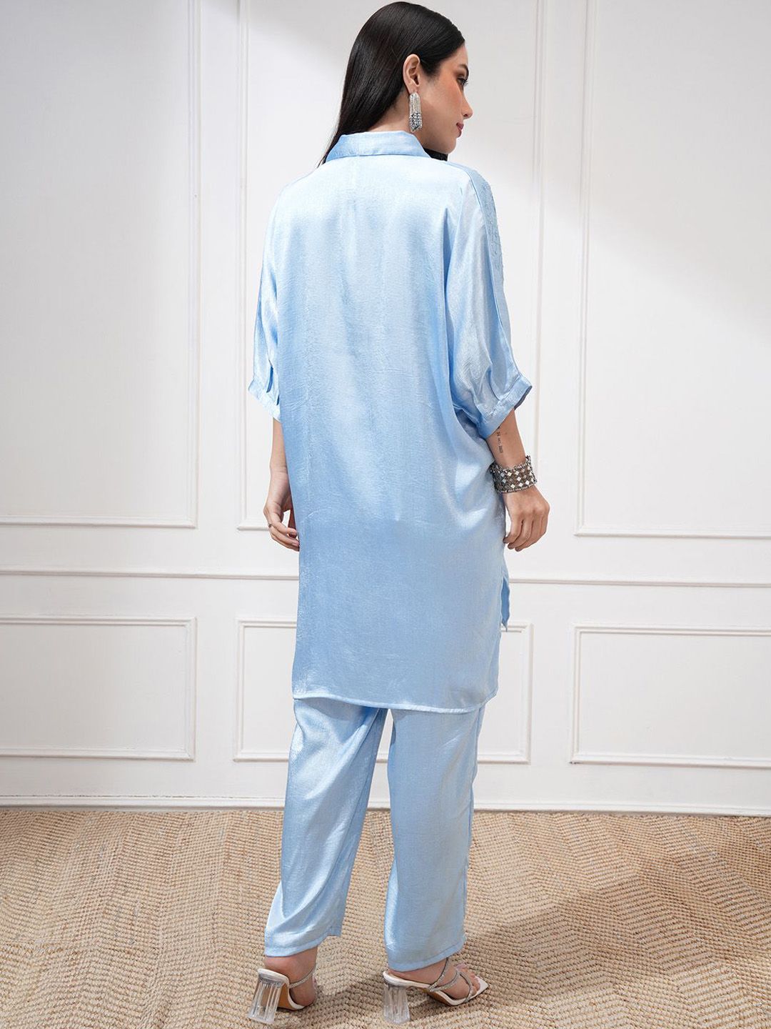 Vishudh Women Embroidered Tunic With Regular Pants Co-Ord Set