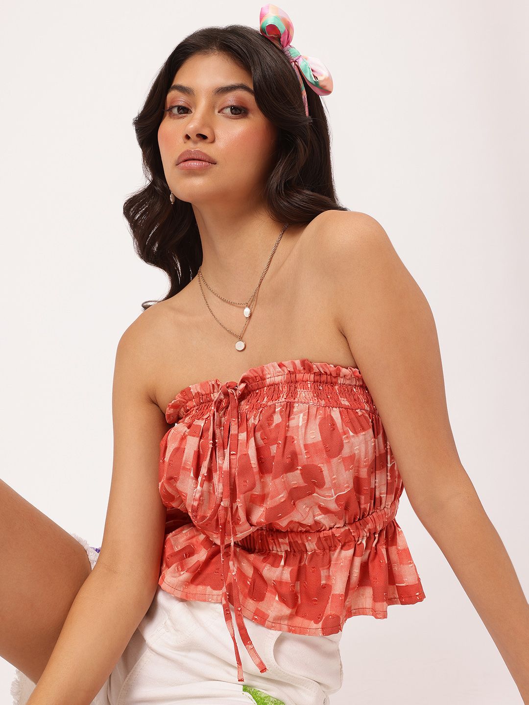 DressBerry Cutesy Chic Dobby Weave Strapless Smocked Top
