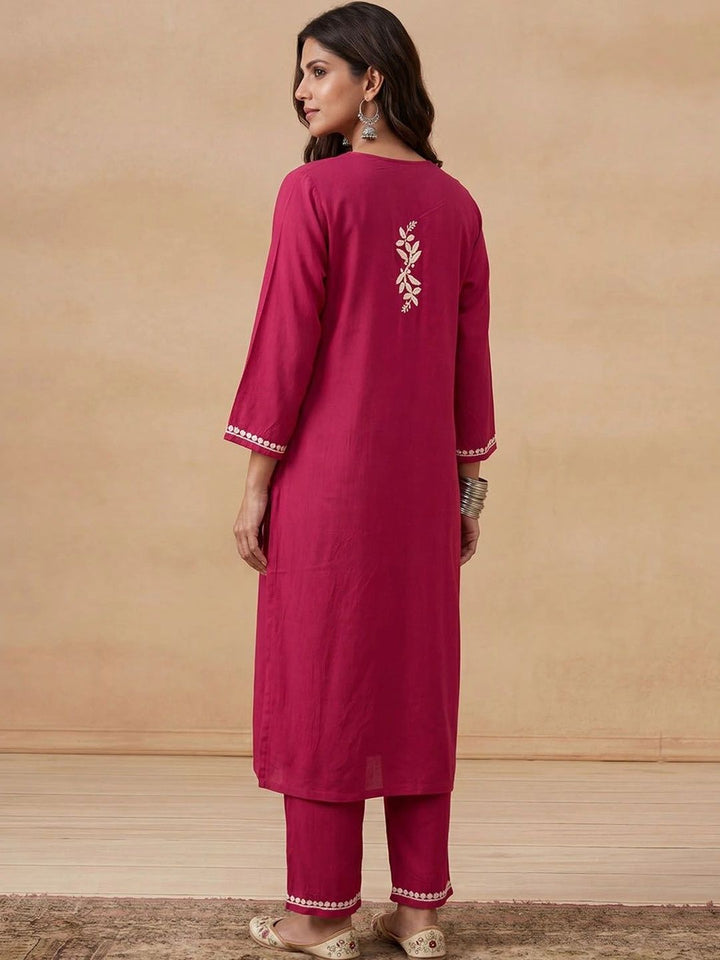 House of Chikankari Women Regular Chikankari Kurta with Trousers