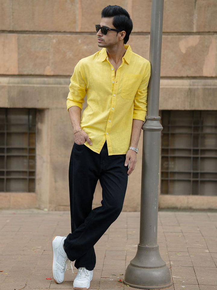 Powerlook Men Solid Spread Collar Casual Shirt
