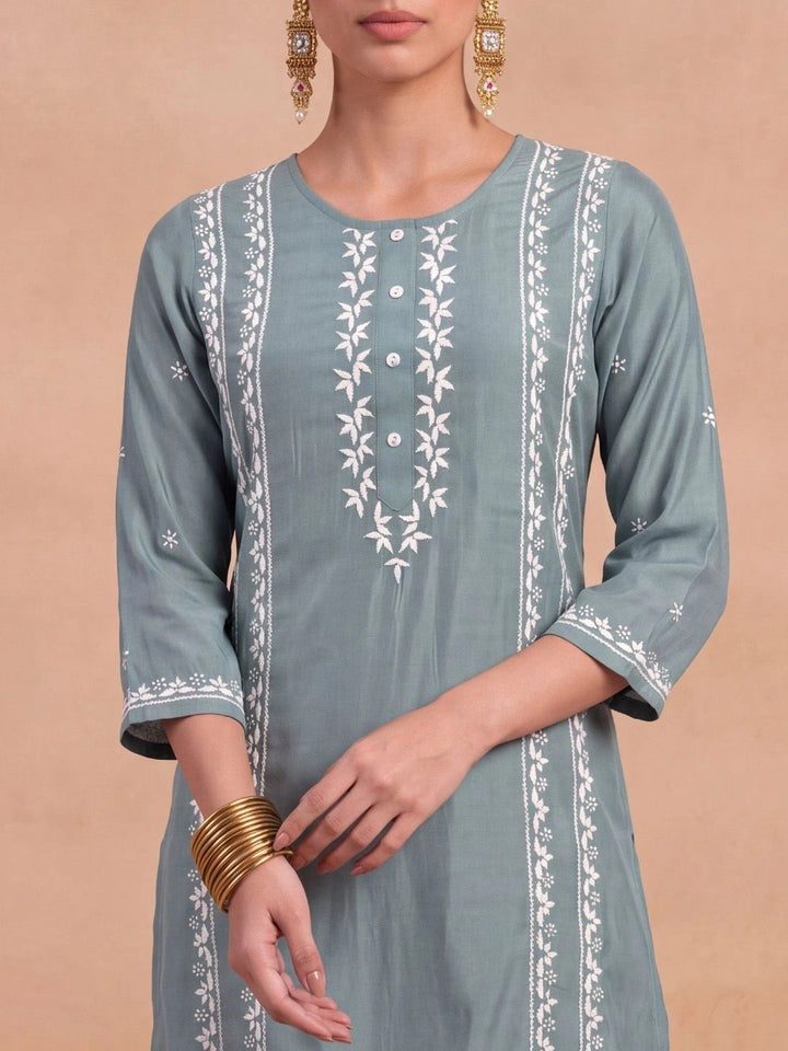 House of Chikankari Women Ethnic Motifs Embroidered Regular Thread Work Kurta with Trousers