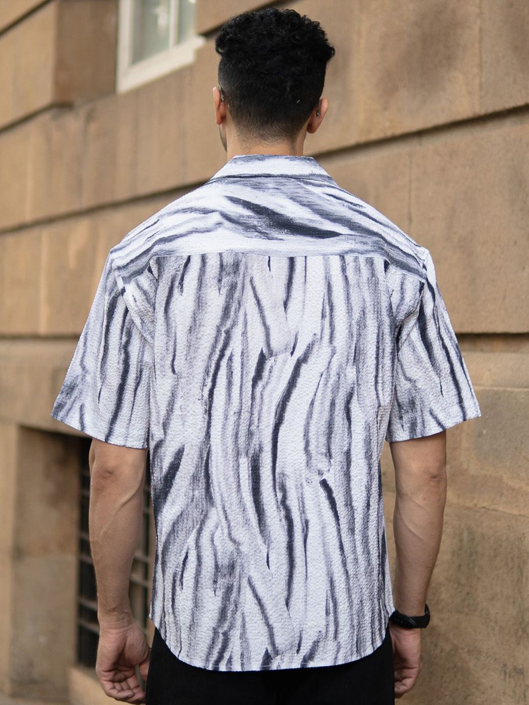 Powerlook Abstract Printed Drop-Shoulder Sleeves Structured Shirt