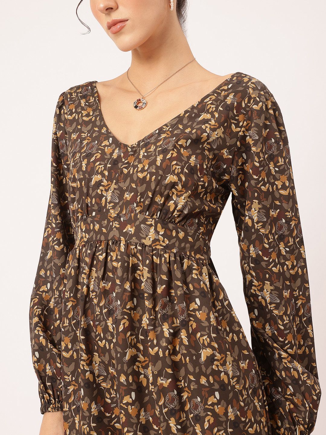 DressBerry Soft & Sassy Puff Sleeve Floral Printed Empire Mini Dress