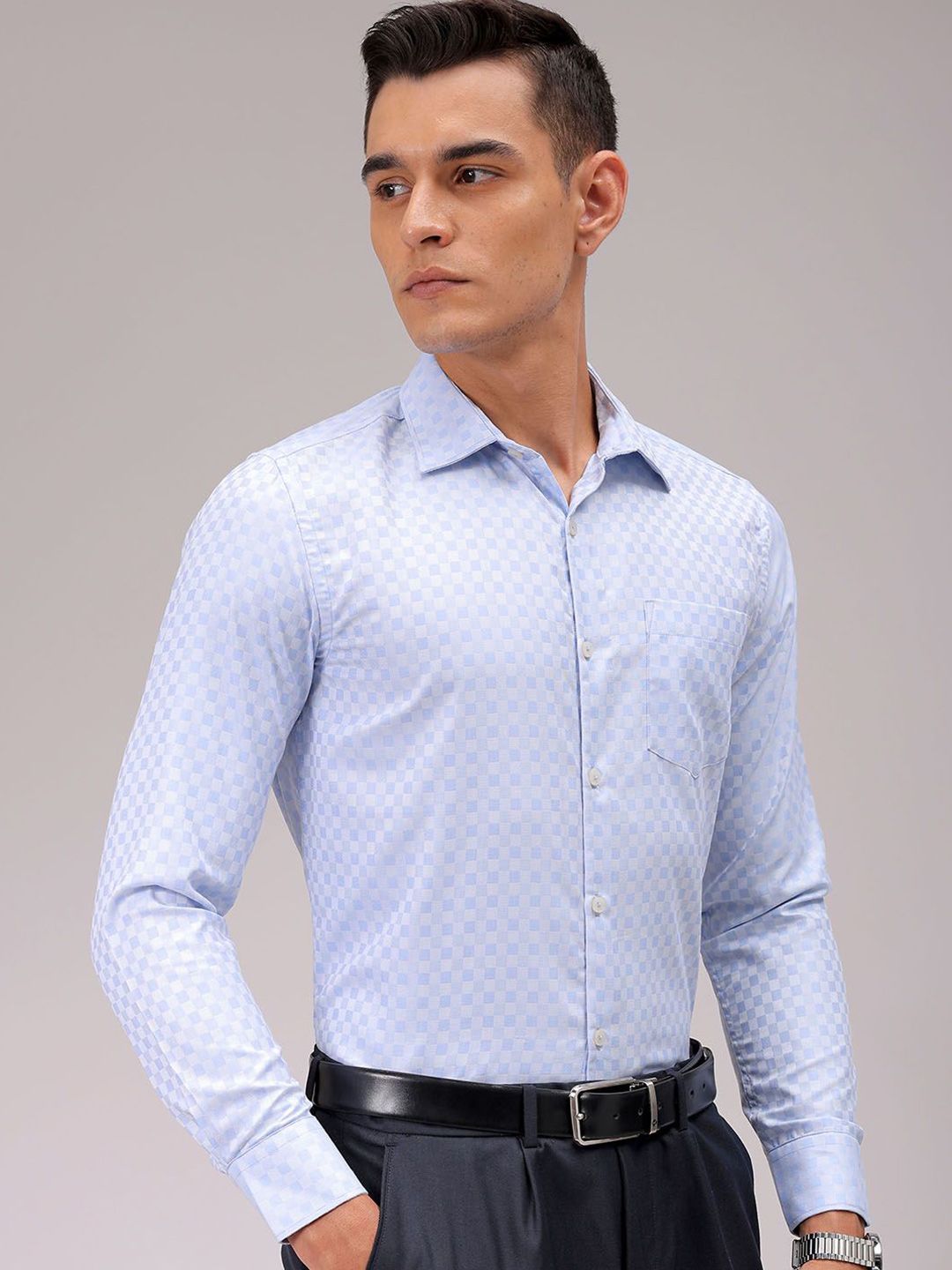 The Indian Garage Co. X Luxe Men Cutaway Collar Checked Slim Fit Formal Shirt