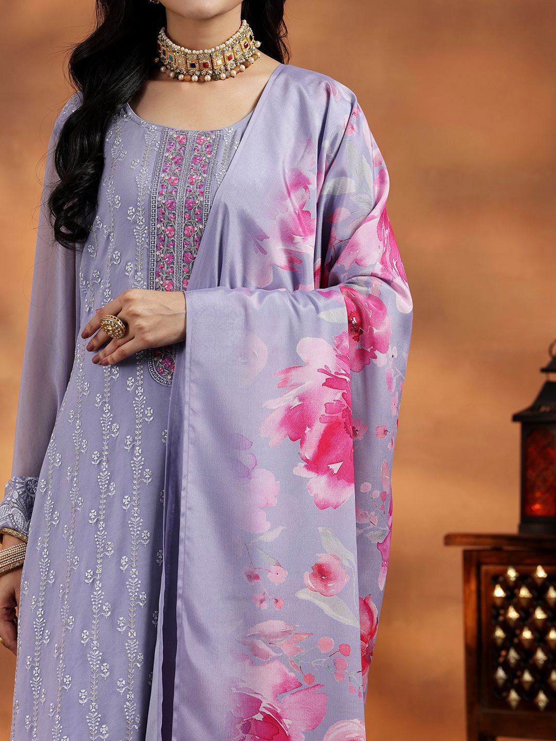 Libas Women Floral Embroidered Regular Thread Work Kurta with Trousers & With Dupatta