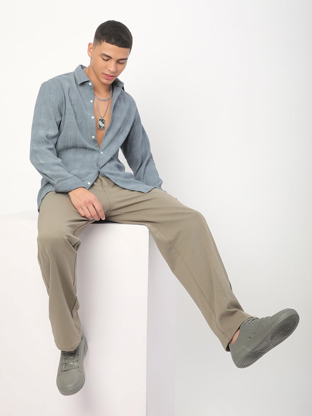 VASTRADO Men Classic Spread Collar Textured Slim Fit Casual Shirt