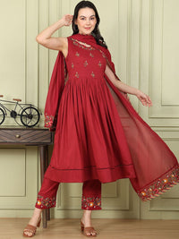 W Women Floral Embroidered Empire Thread Work Pure Cotton Kurta with Trousers & With Dupatta