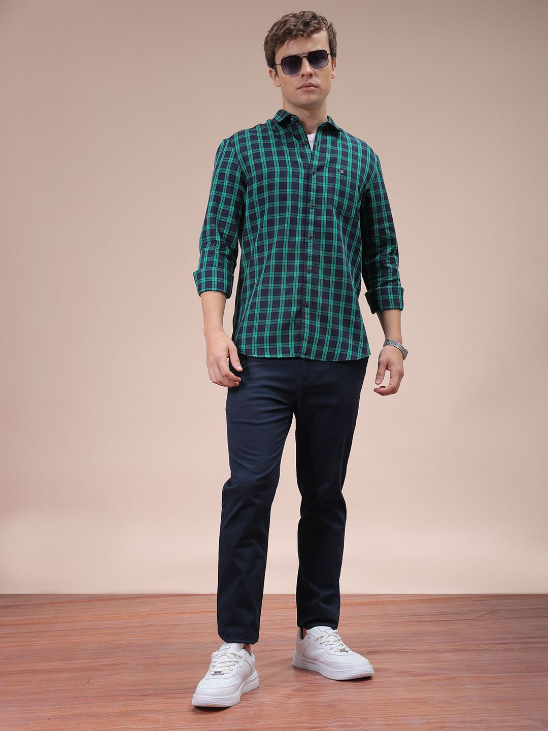 The Indian Garage Co Men Spread Collar Checked Cotton Slim Fit Casual Shirt