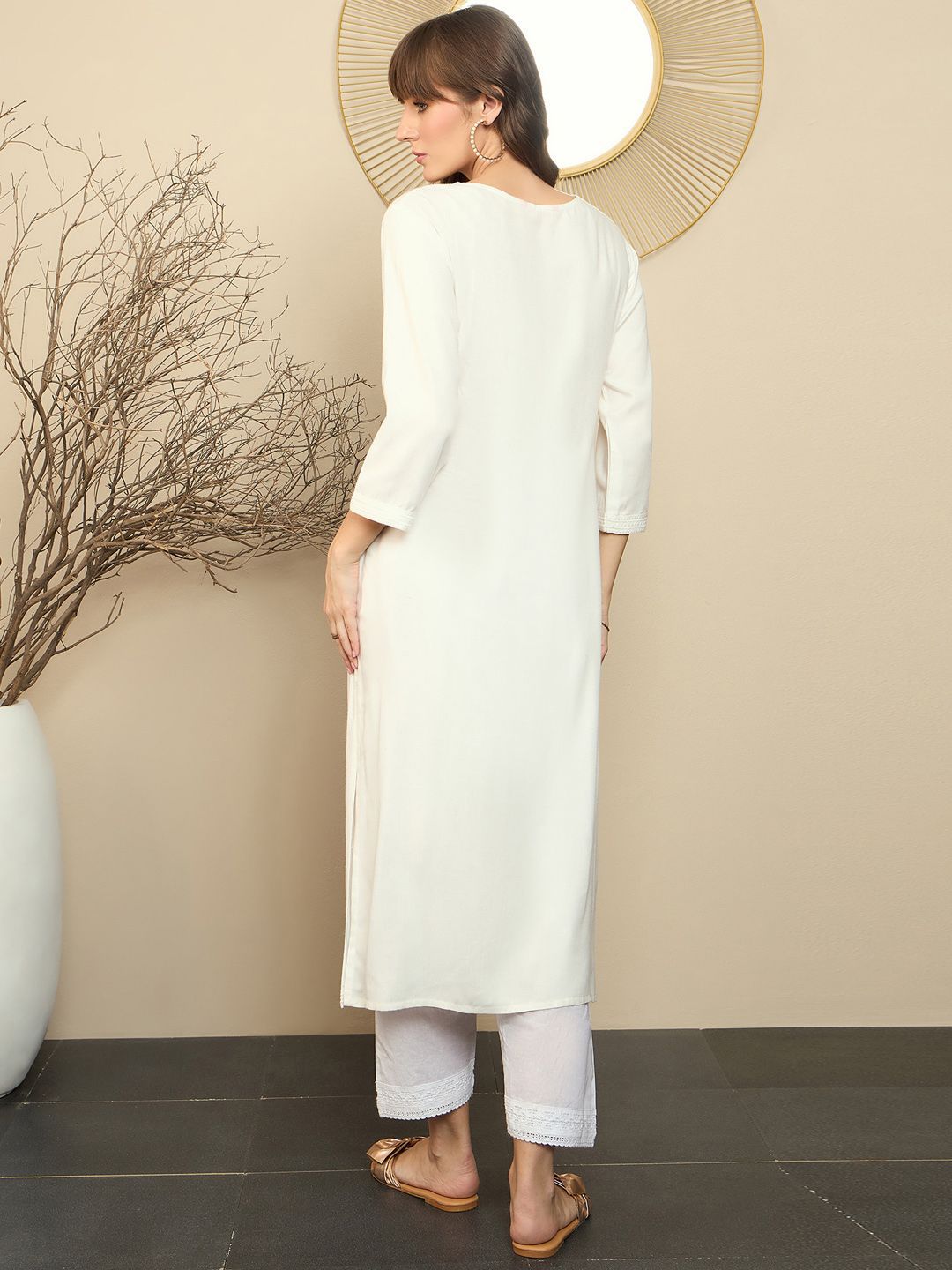 Indo Era Ethnic Motifs  Embroidered Straight Kurtas