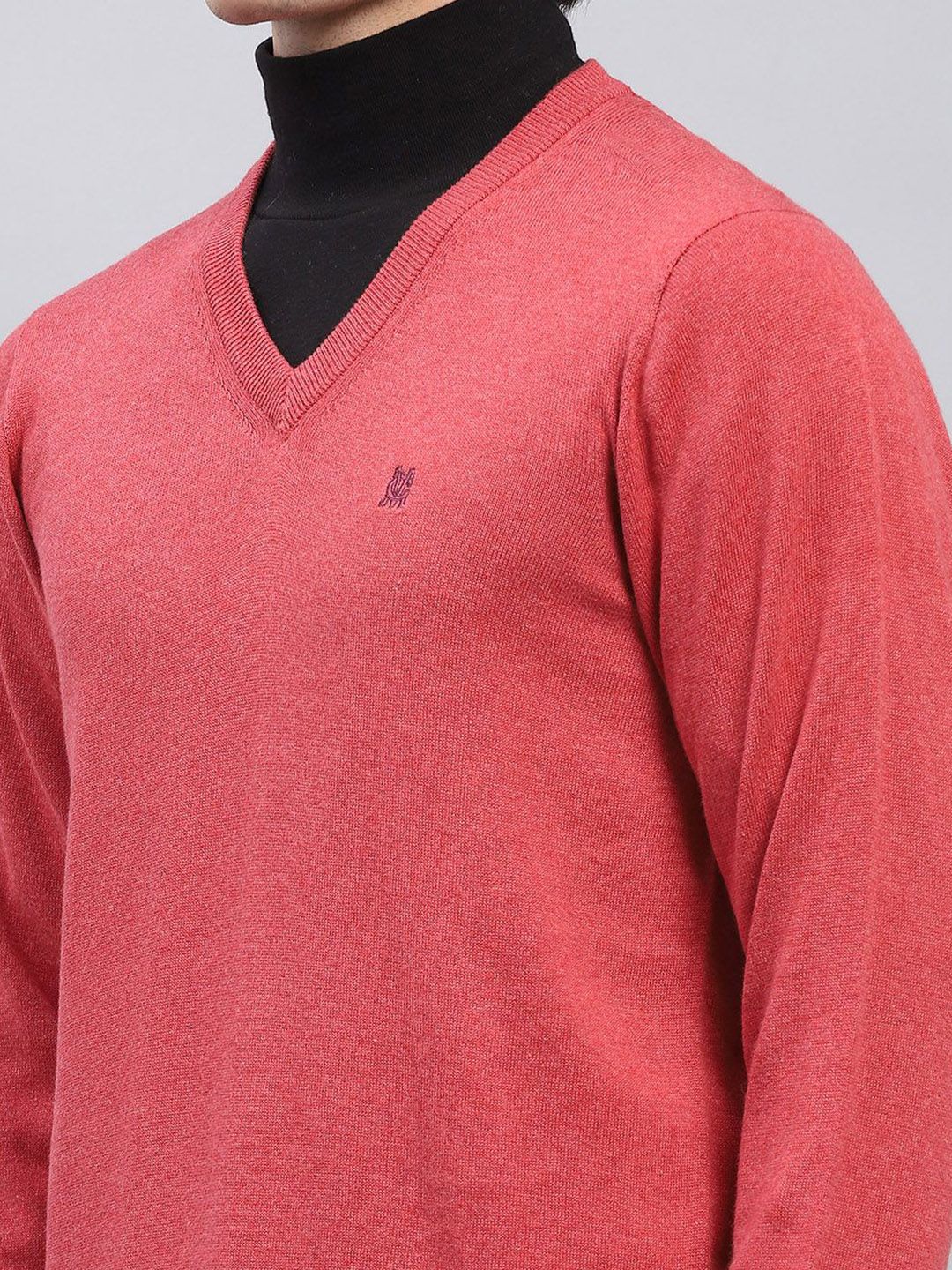 Monte Carlo Men Solid V Neck Full Sleeve Pullover