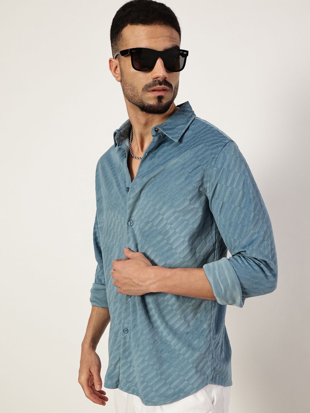 Thomas Scott Men Premium Spread Collar Textured Slim Fit Casual Shirt