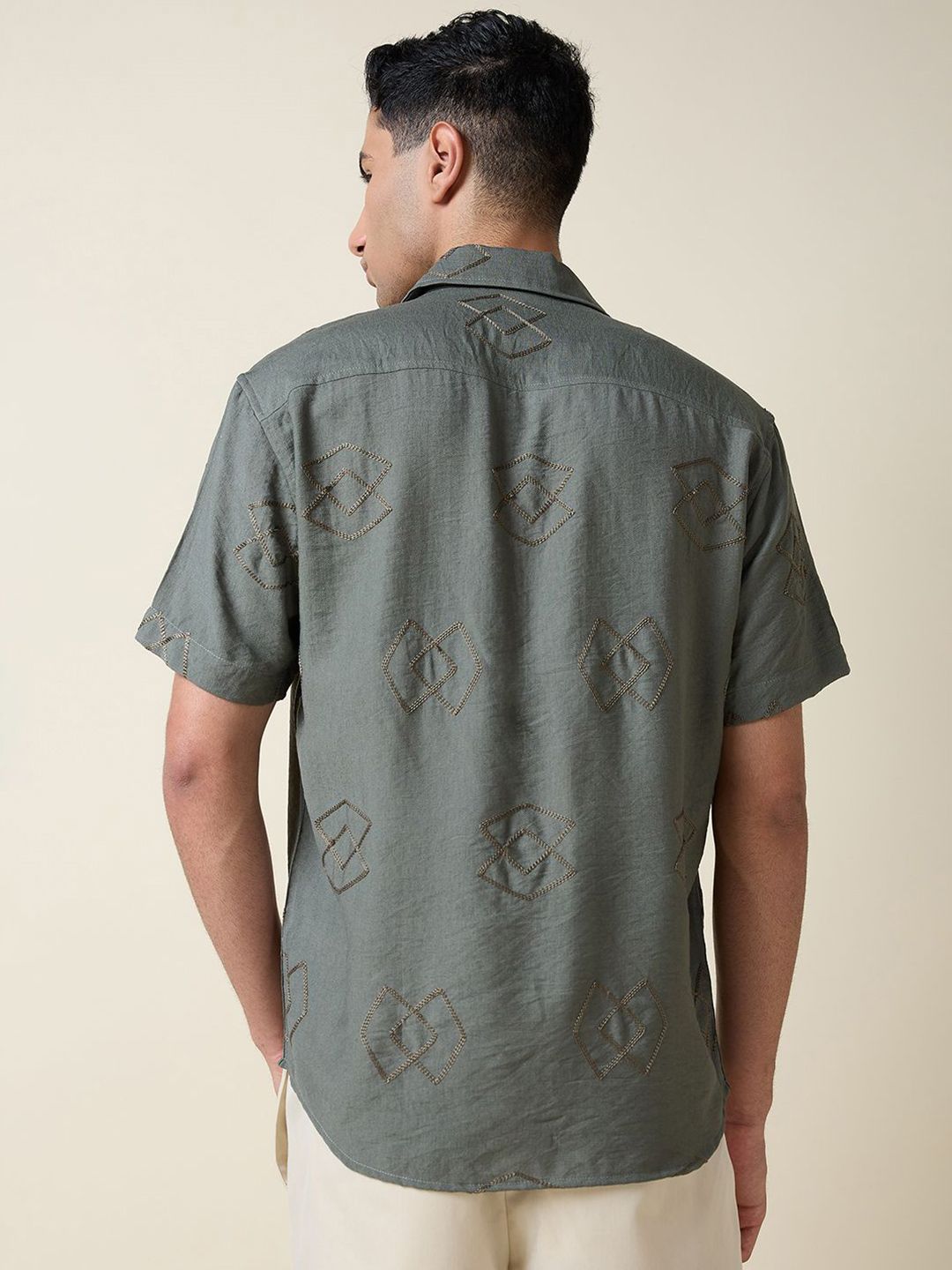 Thomas Scott Men Embroidered Regular Fit Casual Shirt