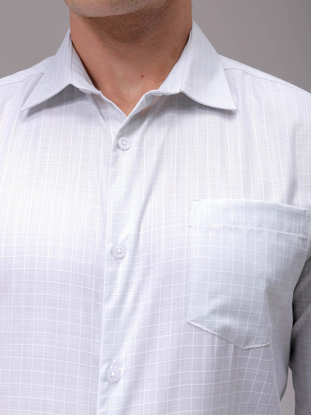 The Indian Garage Co. X Luxe Men Slim Fit Opaque Checked Formal Shirt
