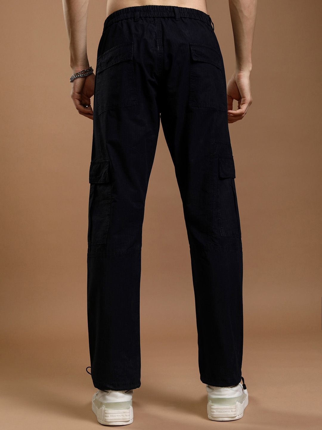 HIGHLANDER Men Straight Fit High-Rise Cargos Trousers