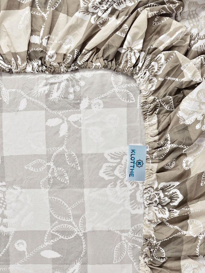 KLOTTHE Beige & White Printed 300 TC Double Bedsheet With 2 Pillow Covers- 2.5 m x 2.25 m