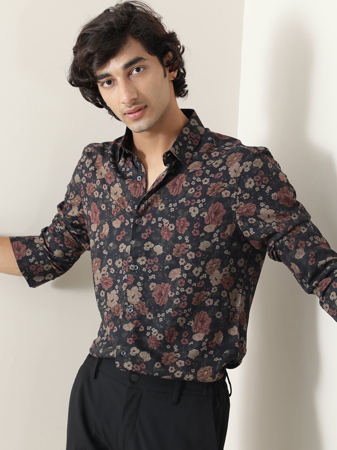RARE RABBIT Men Comfort Floral Printed Casual Shirt
