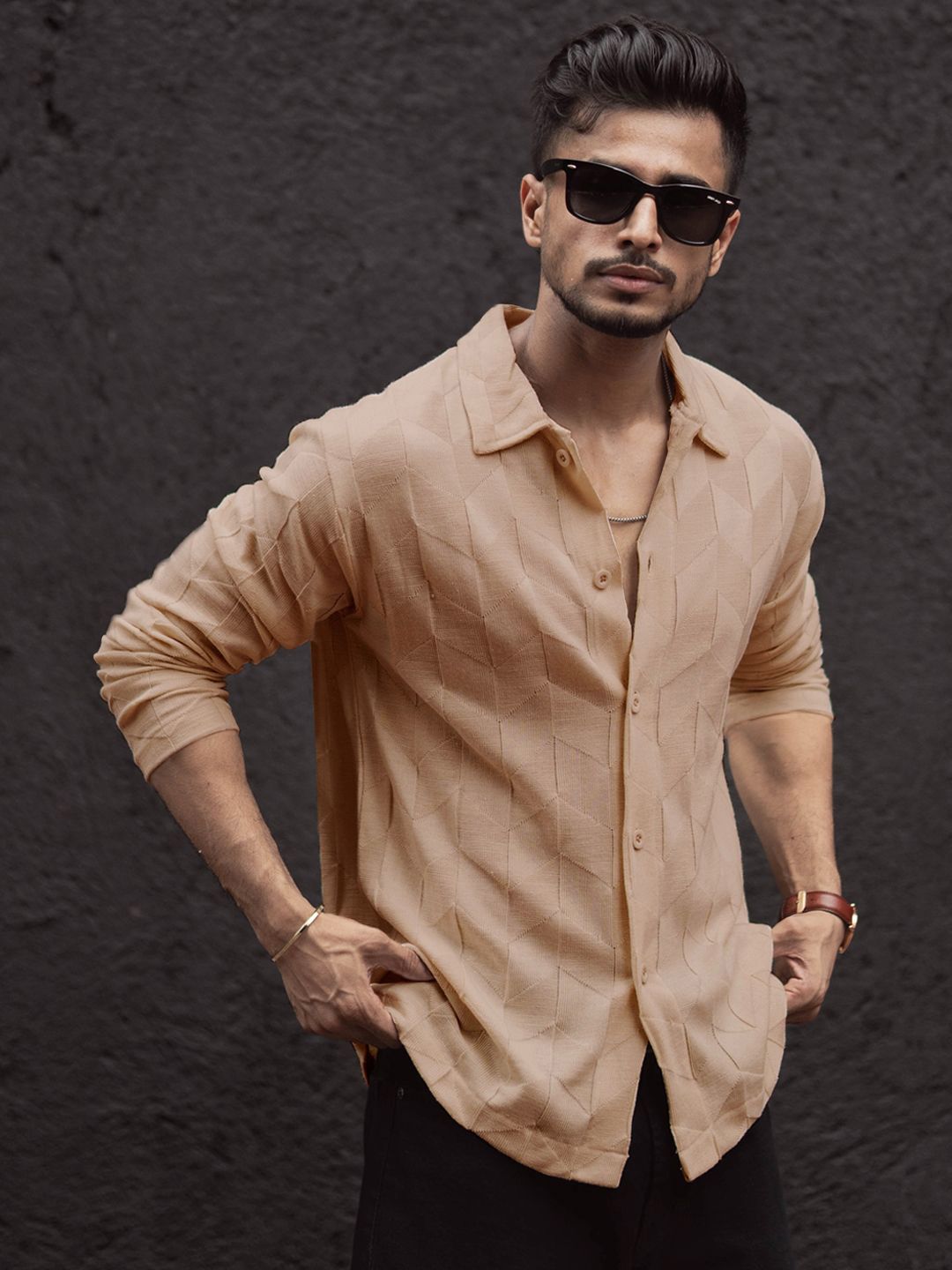 Powerlook Men Spread Collar Solid Casual Shirt