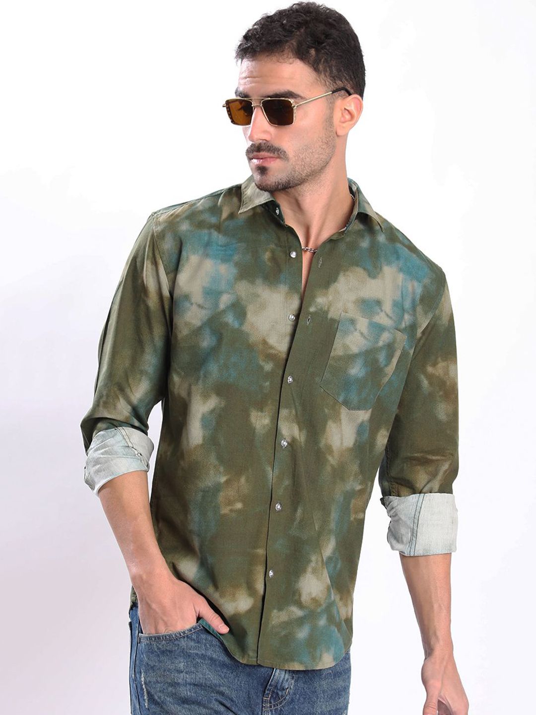 Bene Kleed Men Slim Fit Abstract Printed Spread Collar Cotton Casual Shirt