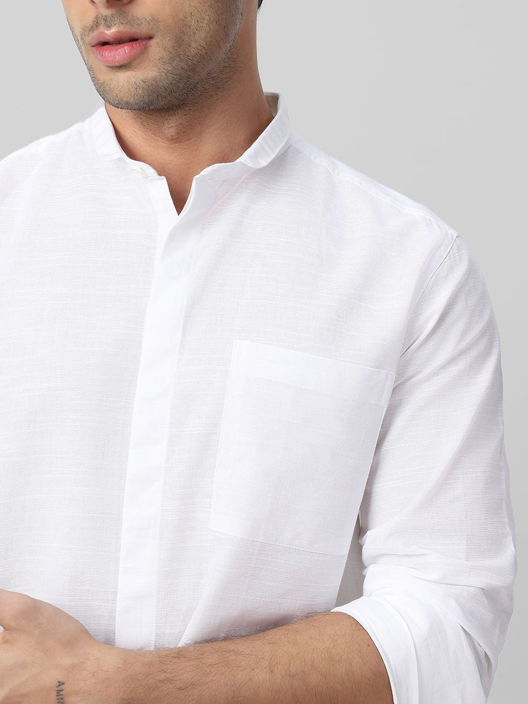 Urbano Fashion Men Club Collar Solid Cotton Casual Shirt