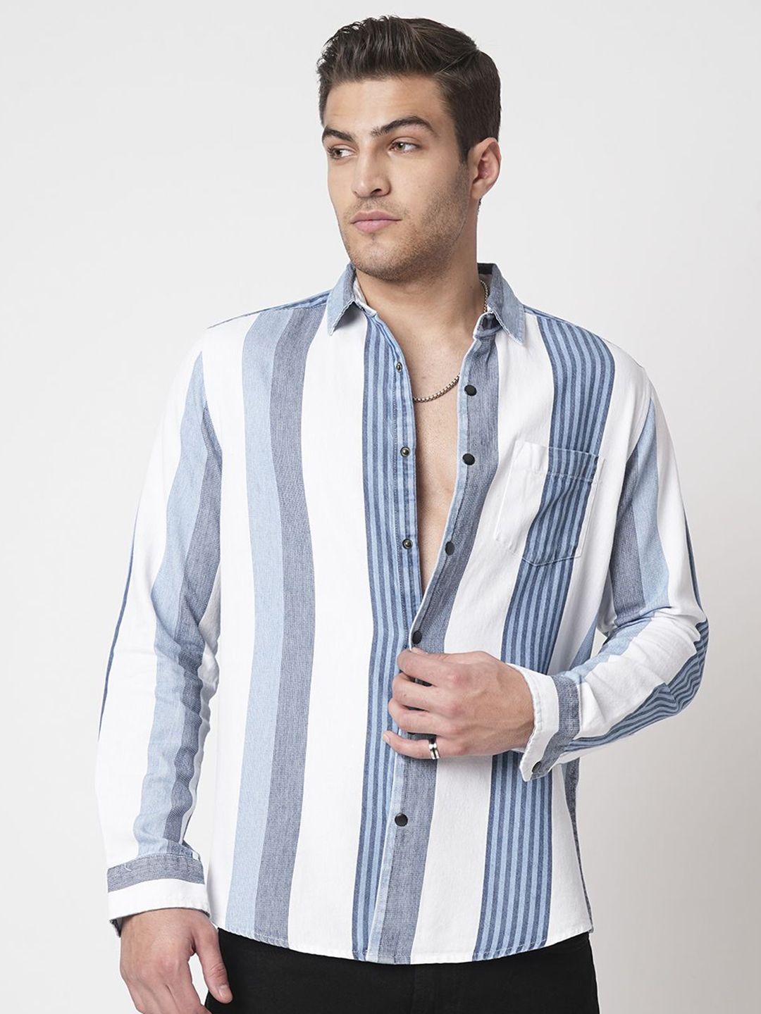 VASTRADO Men Stripes Striped Classic Slim Fit Cotton Casual Shirt